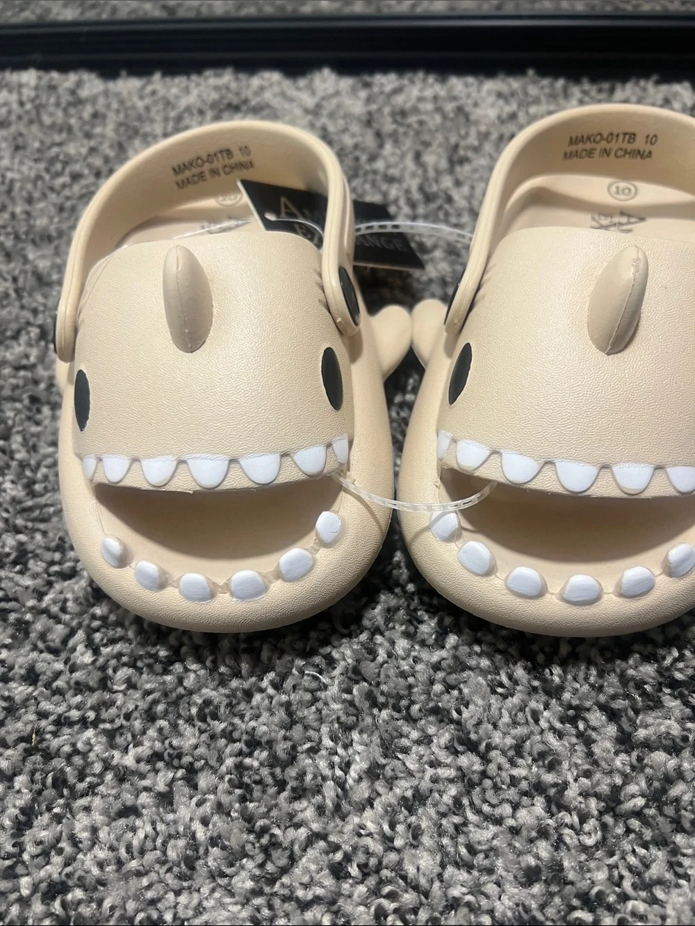 American Exchange Toddler Beige Shark Clog Sandals with Playful Teeth